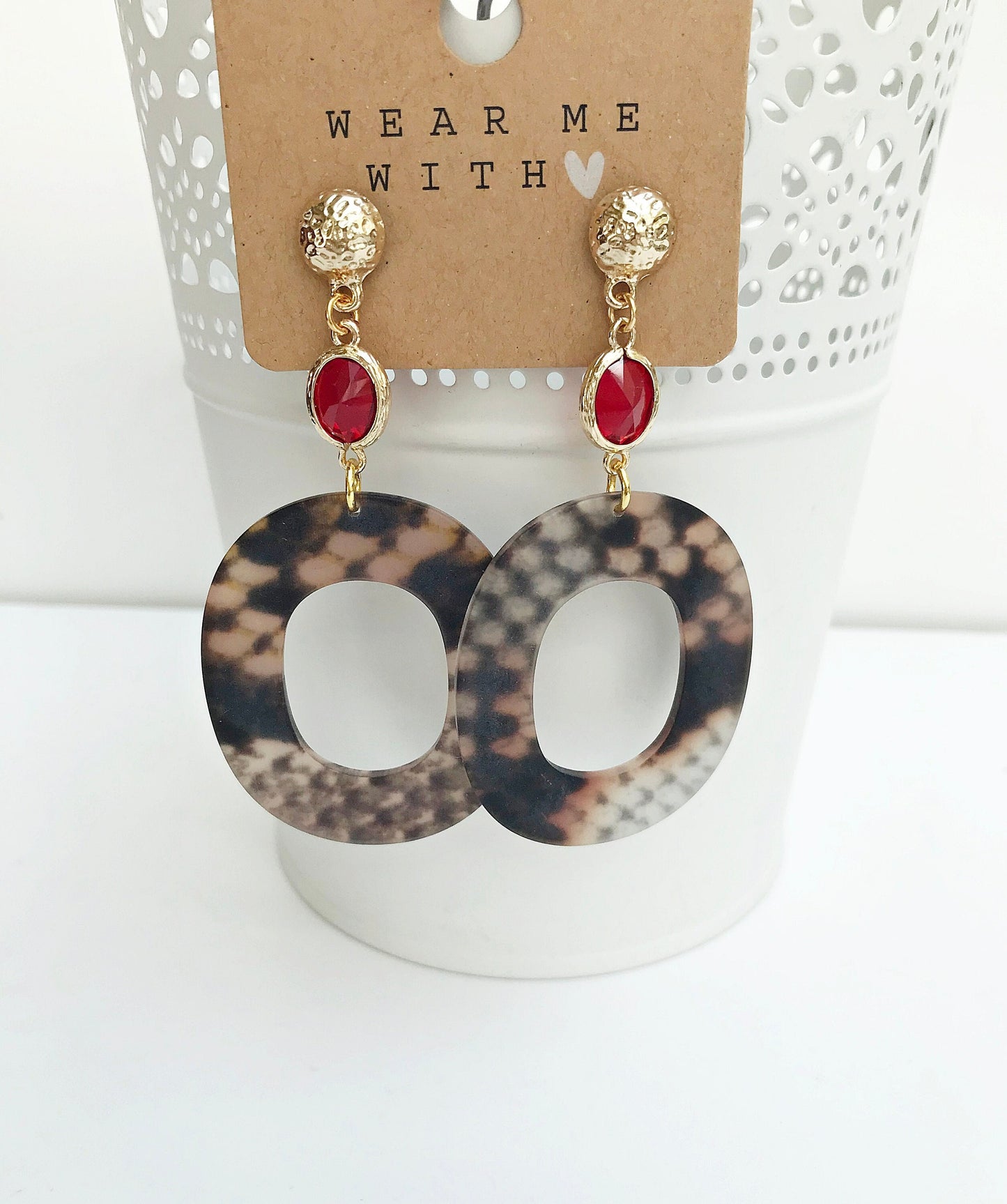 Boho Statement Earrings | Reptile-Look Horn Resin | Red Crystal Drops | Gold-Plated Bohemian Jewelry