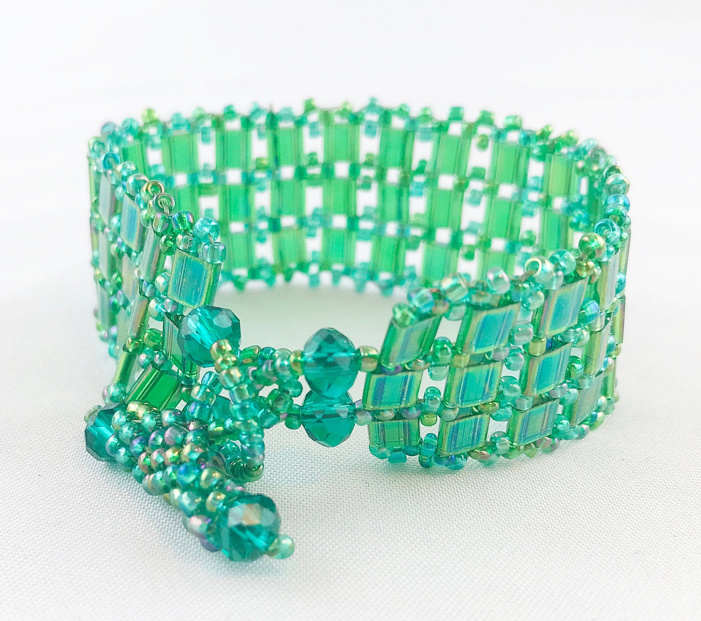 Handmade Emerald Green Peyote Stitch Bracelet | Boho Miyuki Bead Jewelry