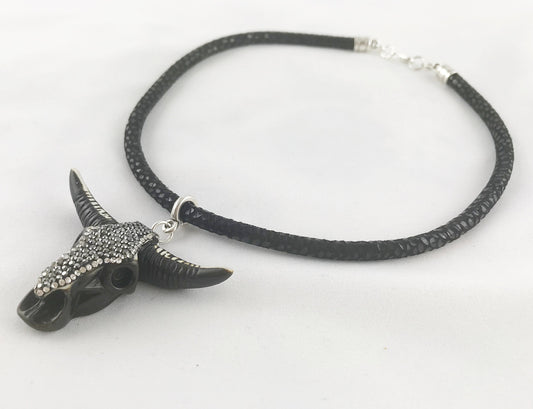 Men's Black Bull Leather Necklace | Boho Unisex Pendant Chain | IbizaSchmuck Collection