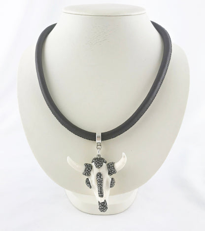 Boho White Skull Leather Necklace | Unisex Ibiza-Style Pendant | 51cm Chain