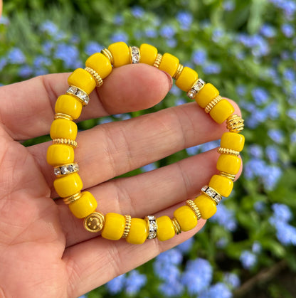 Sunny Yellow Smiley Beaded Bracelet | Boho Ibiza Style Gold-Plated Elastic Jewelry