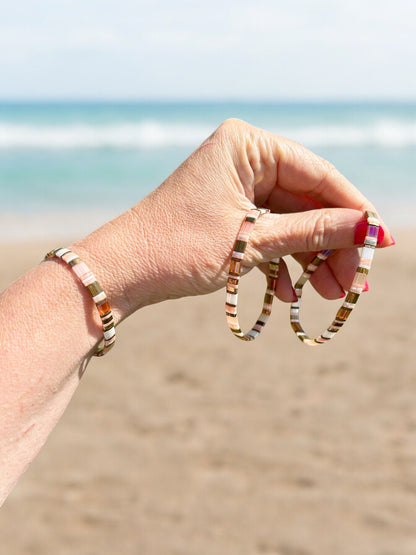 Coral Bay Beaded Bracelet | Boho Ibiza Style | Gold Salmon White | Delicate Summer Jewelry